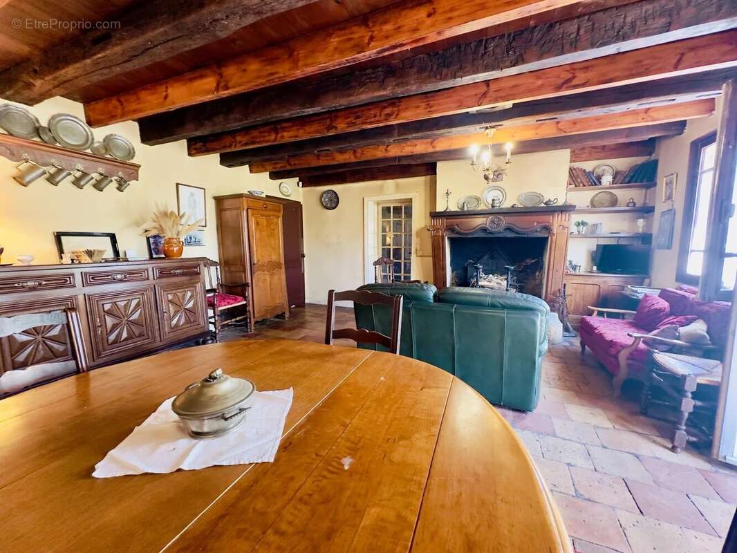 Maison à LAMONZIE-SAINT-MARTIN