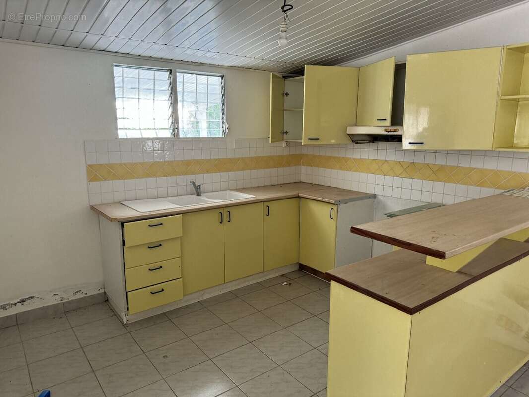 Maison à RIVIERE-SALEE