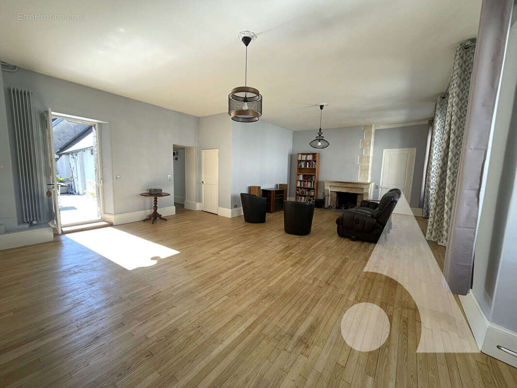 Maison à CREPY-EN-VALOIS