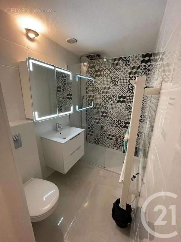 Appartement à EVIAN-LES-BAINS