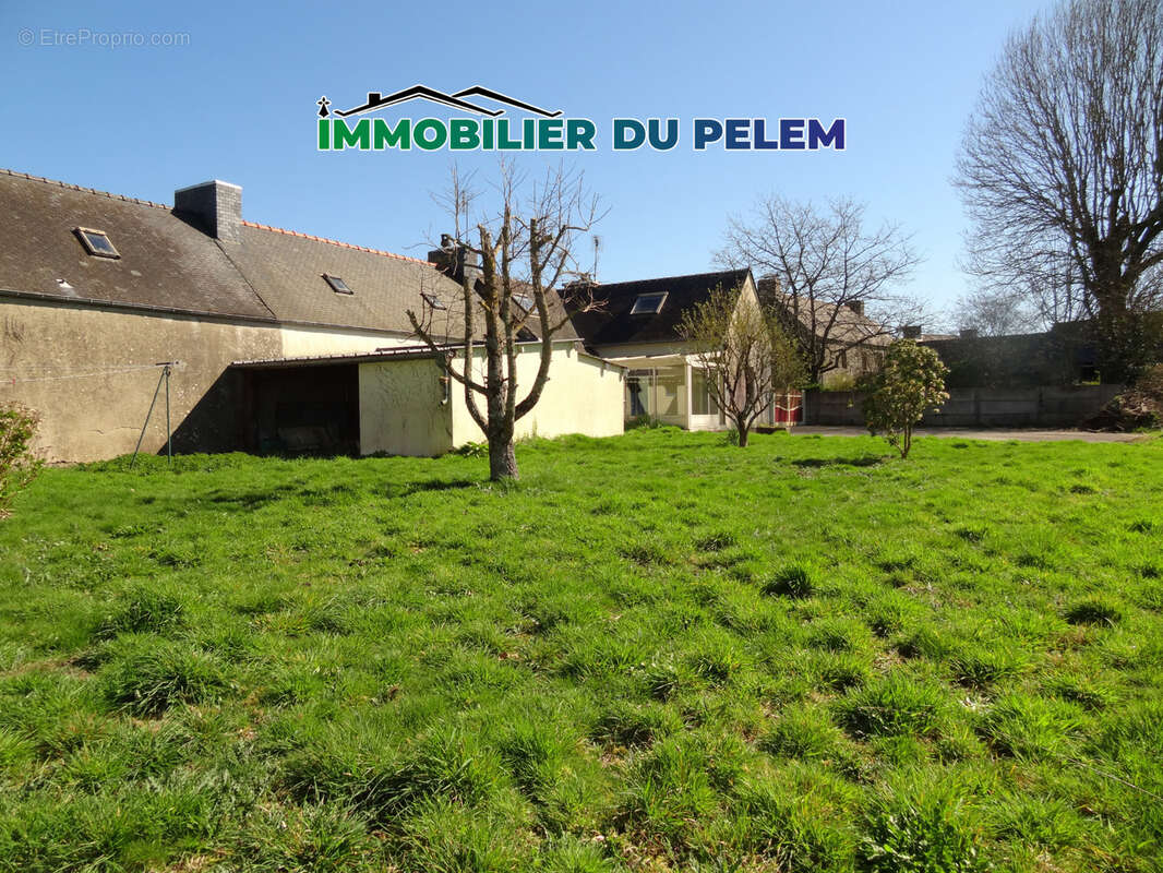 Maison à PLELAUFF