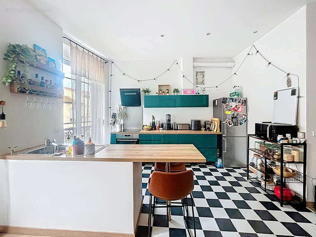 Appartement à OULLINS