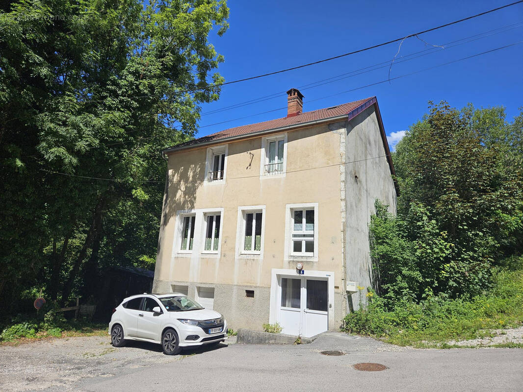 Maison à SAINT-CLAUDE