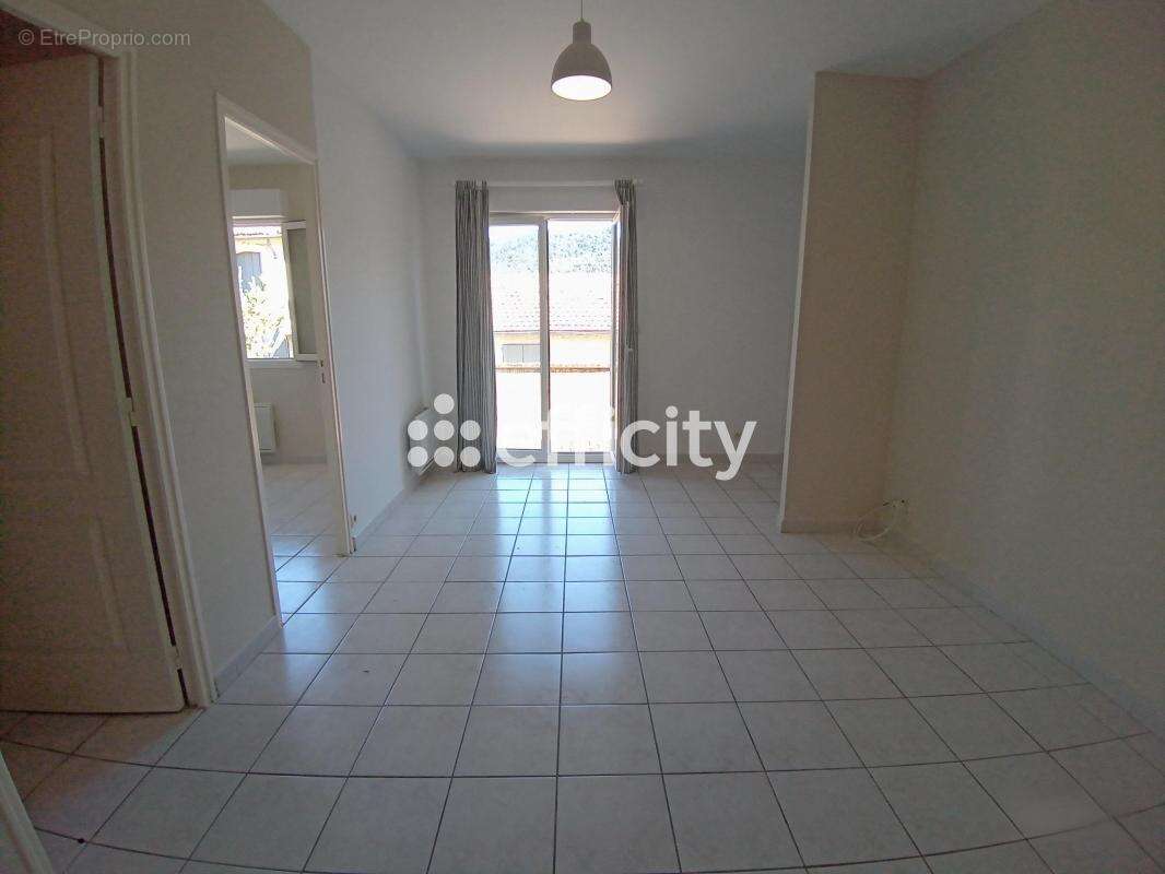 Appartement à SABLET