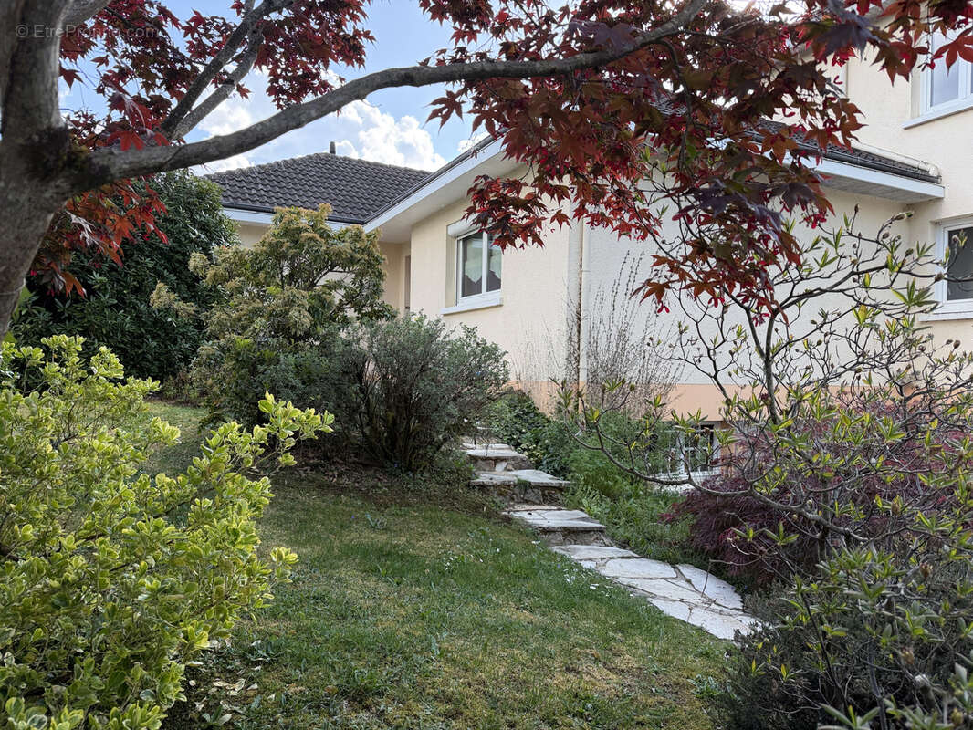 Maison à RILHAC-RANCON