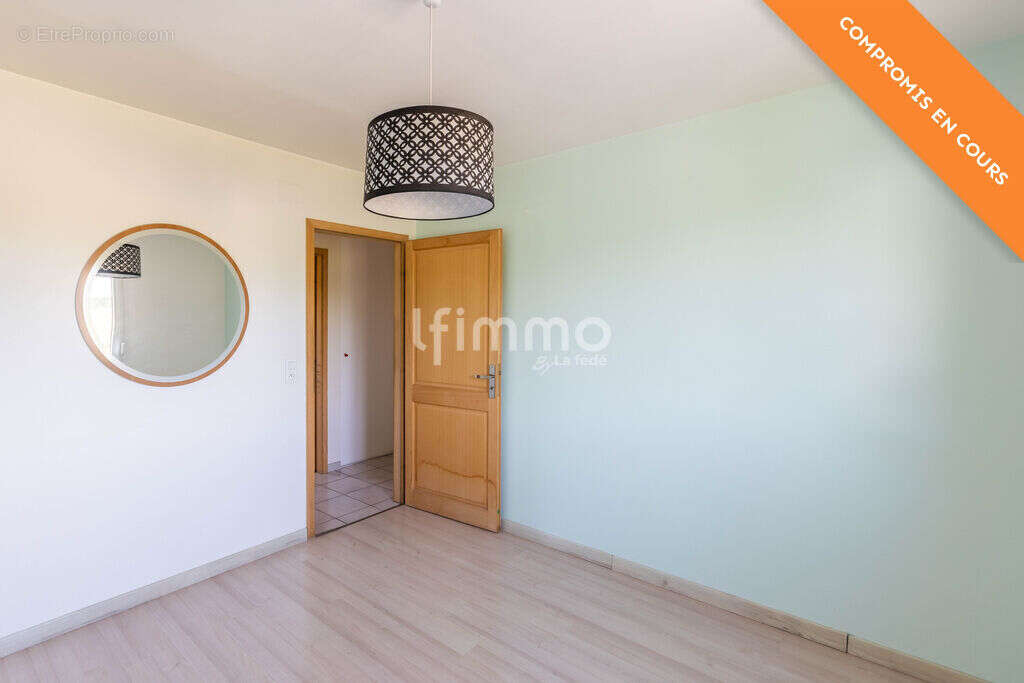 Sous Compromis : Maison Individuelle, Familiale, en pleine campa - photo 9