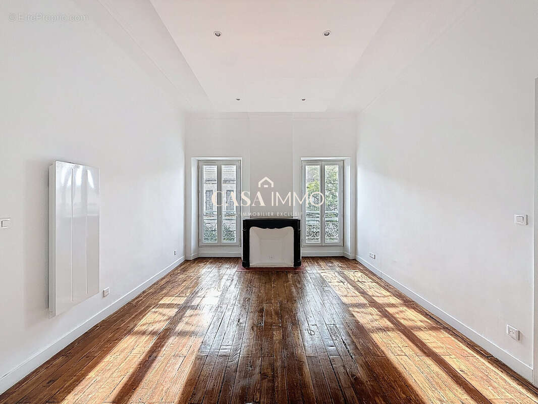 Appartement à HYERES