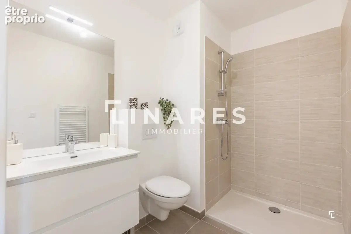 L'EXCEPTION DURANNE - Appartement T4 de 110m2 - Dernier étage - Terrasse - Double stationnement - 13100 Aix en Provence - photo 11