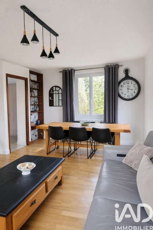 Photo 9 - Maison à LE LARDIN-SAINT-LAZARE