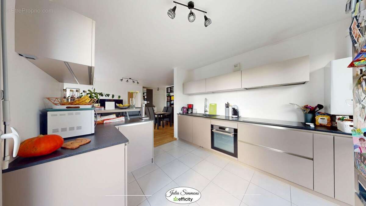 Appartement à MAREIL-MARLY