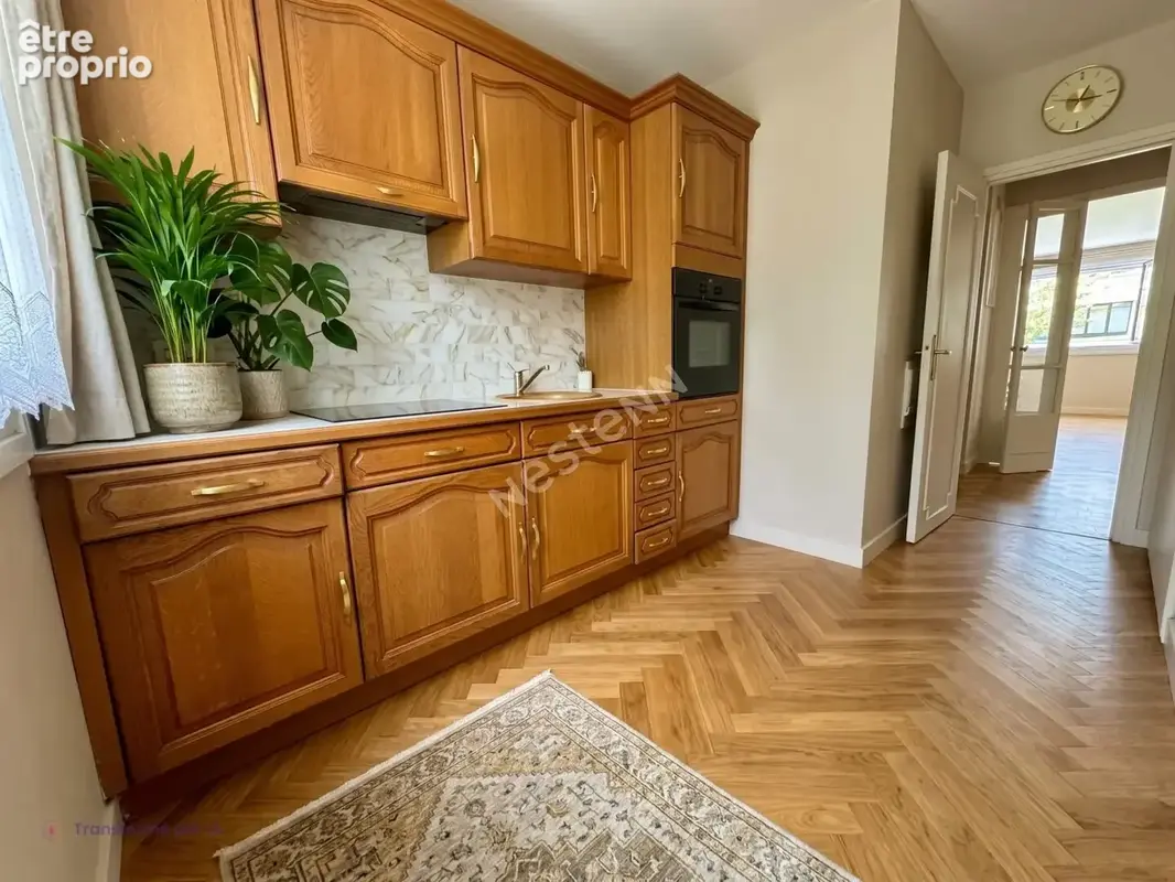 À deux pas des buttes-chaumont: 3 pièces traversant de 64 m² - photo 3