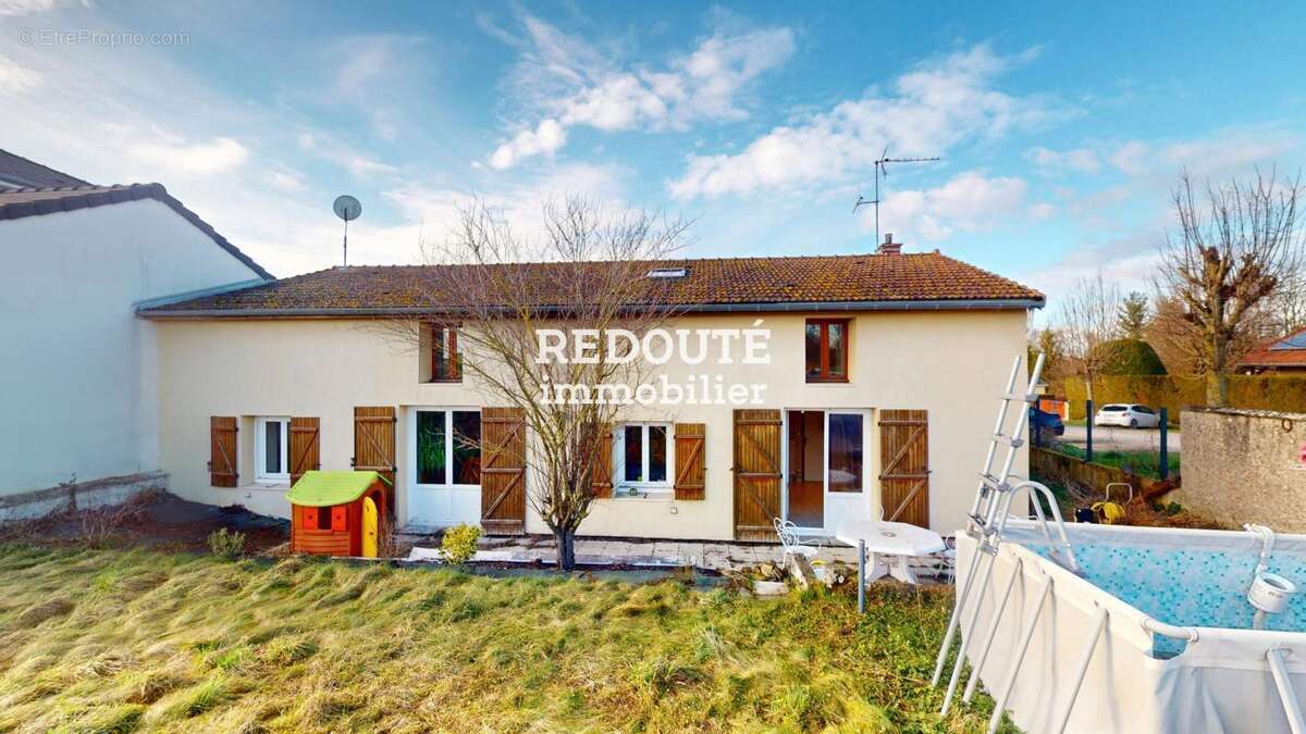 Maison à ECURY-SUR-COOLE