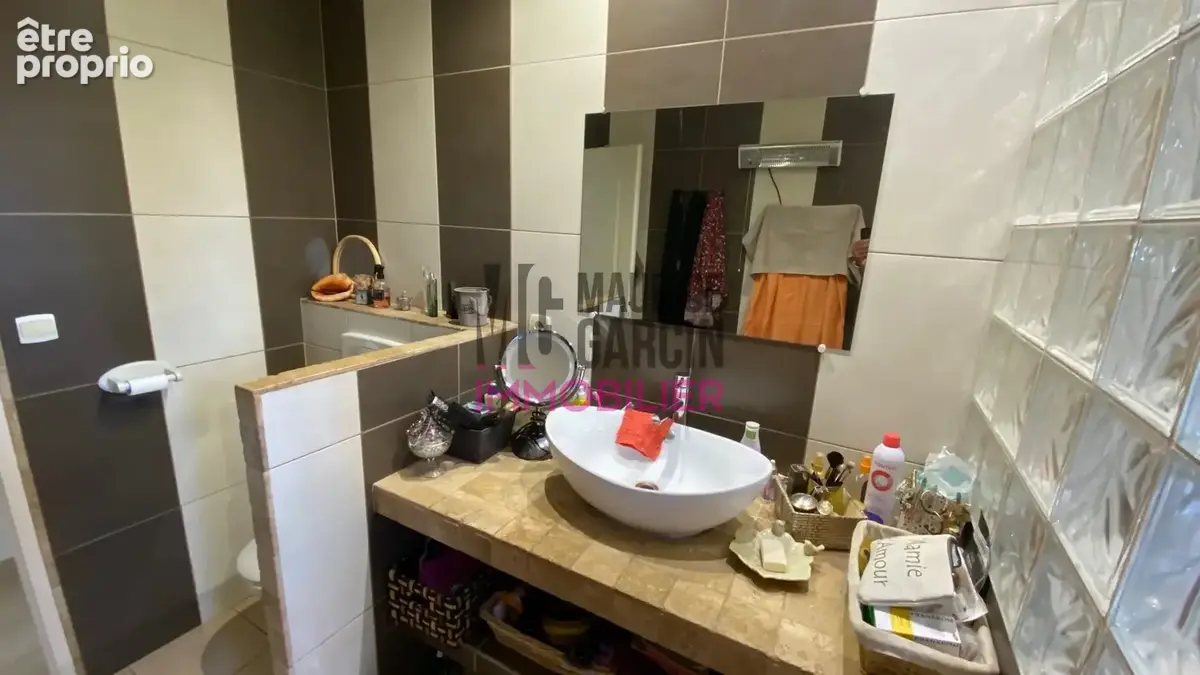 Maison 5 pièces 105 m² à vendre à Bedarrides (84370) - photo 8