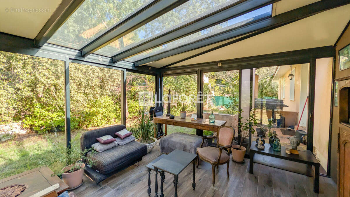 Maison à SAINT-BAUZILLE-DE-MONTMEL