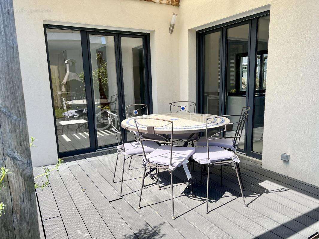 Bezannes Maison indépendante et récente de 153 m2 type 6 avec jardin - photo 8