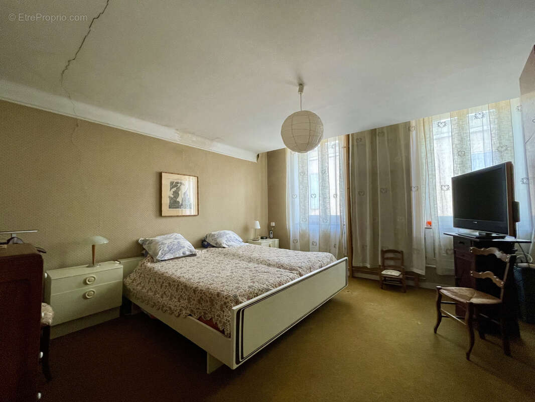 Maison à VIC-EN-BIGORRE