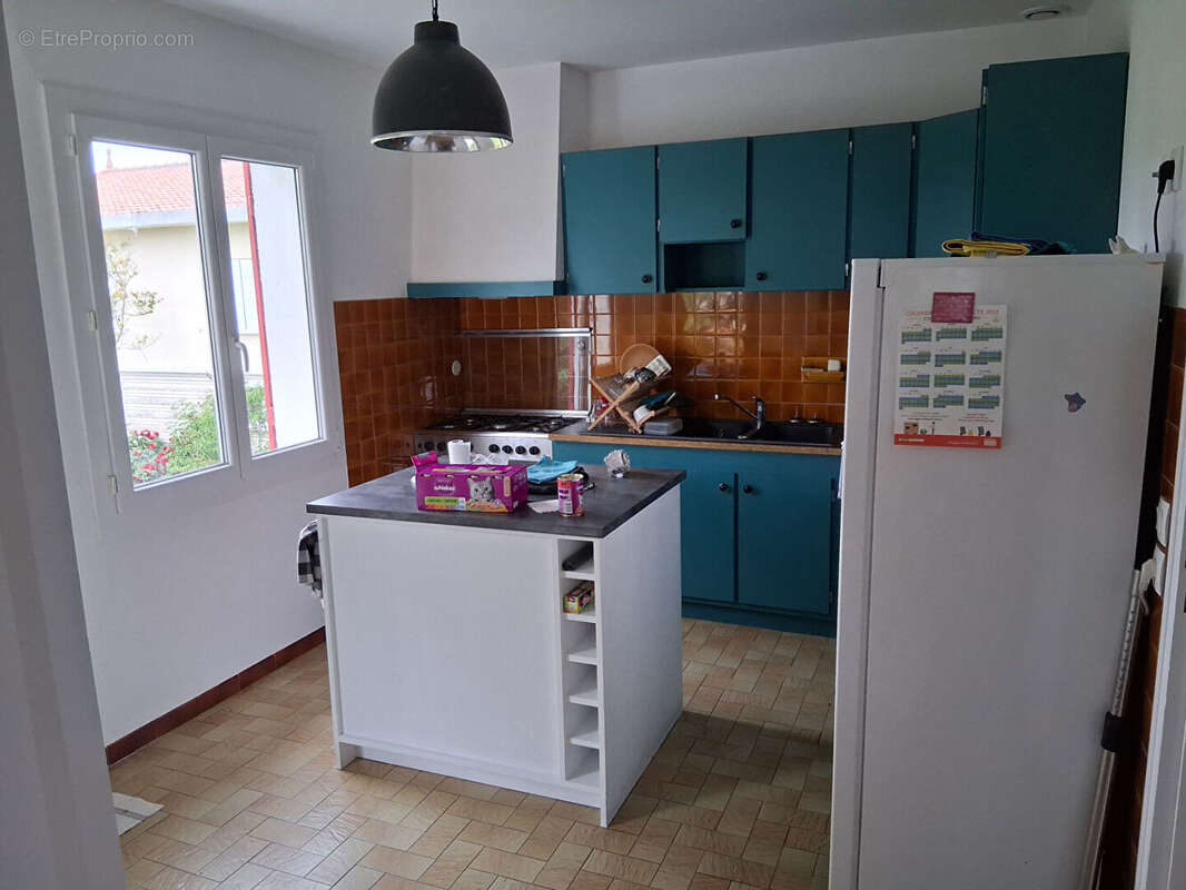 Maison 161 M2 sur 996 M2 rez de chaussée ,espace professionnel - photo 9