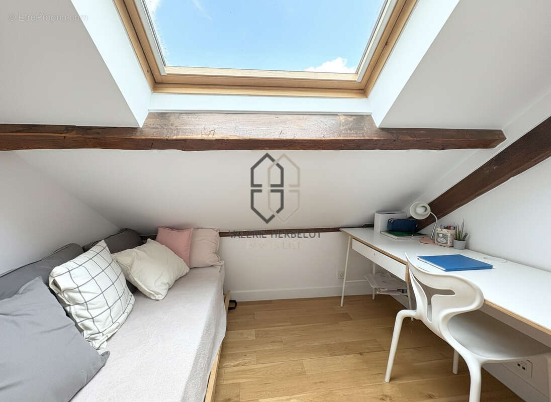 Appartement à SAINT-MAUR-DES-FOSSES
