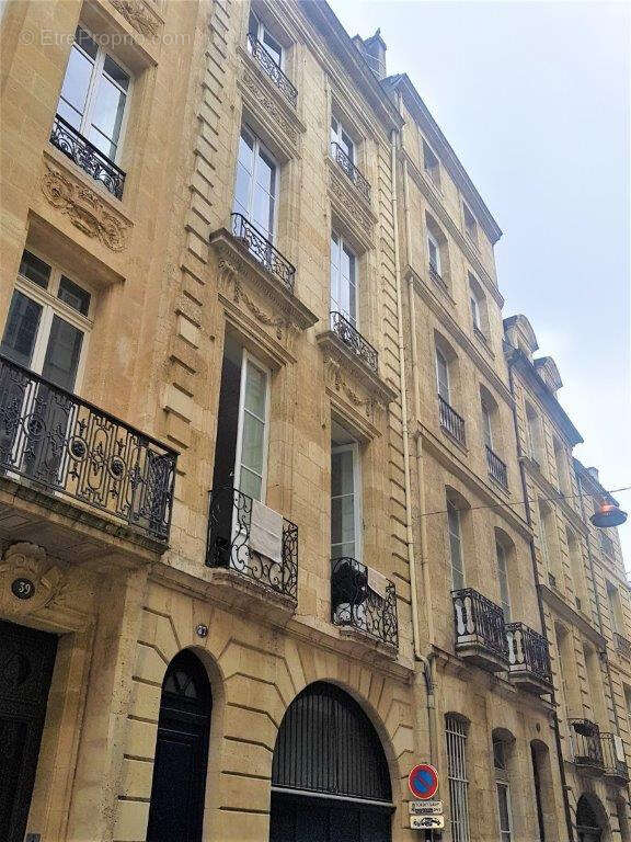 Appartement à BORDEAUX