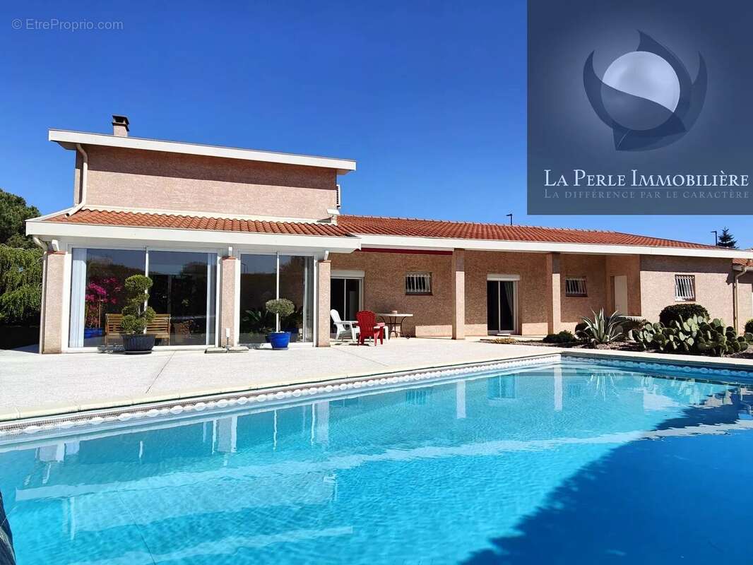 Maison à GRATENTOUR