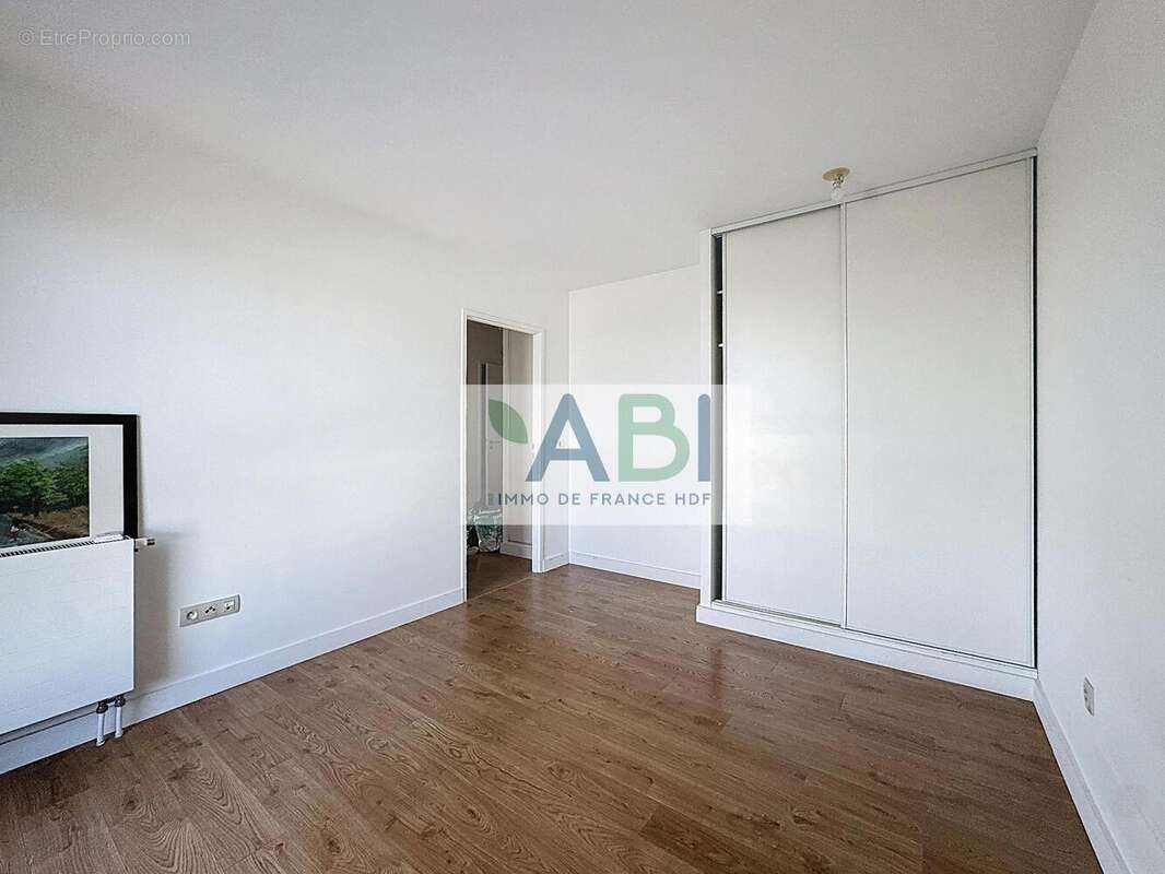   - Appartement à LILLE