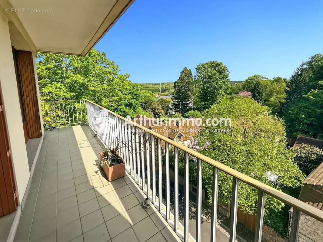 Appartement à RIS-ORANGIS