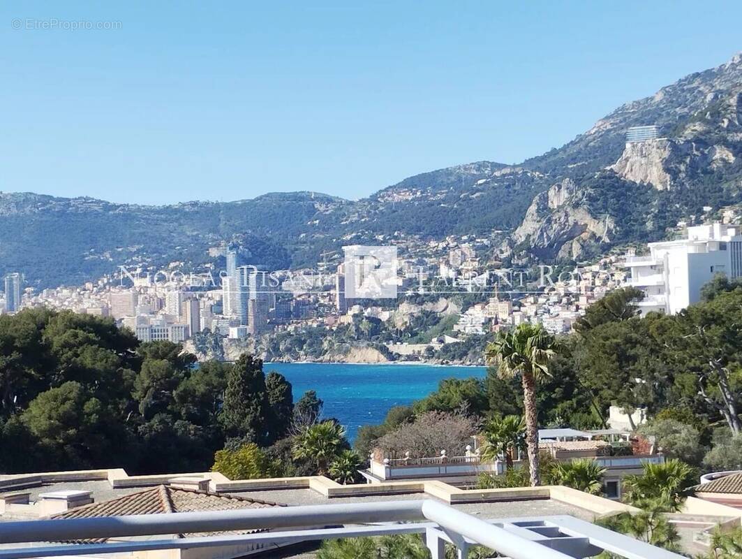 Appartement à ROQUEBRUNE-CAP-MARTIN