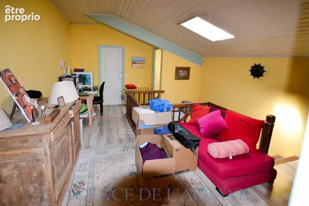 St-andre-de-lidon charentaise  à renover, 3 chambres, terrain 2431 m2 - photo 7