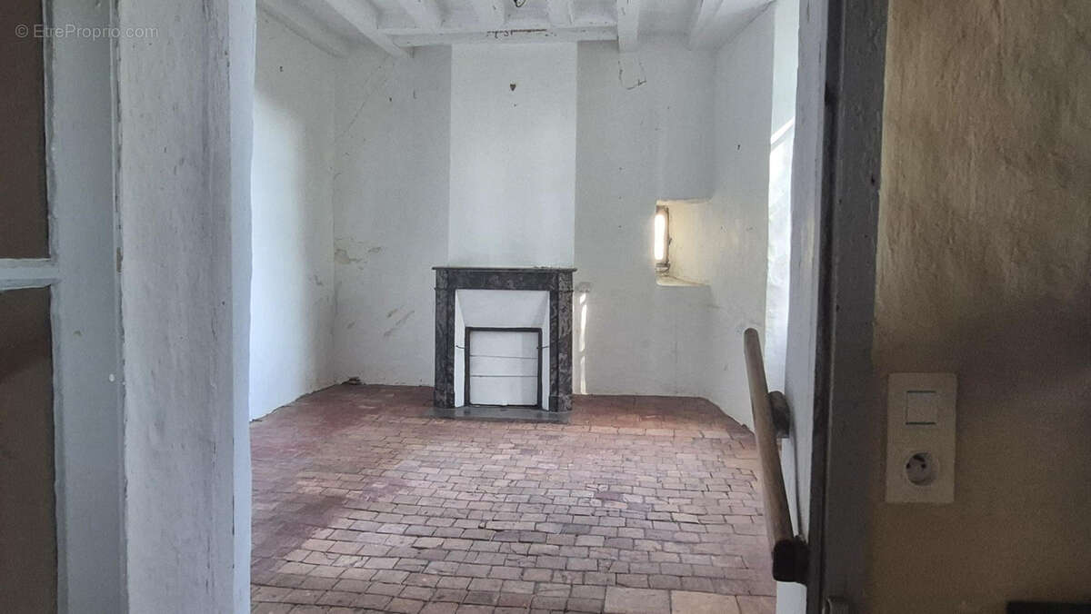 Charmante maison coeur de Chemené le Roi (53) - photo 10