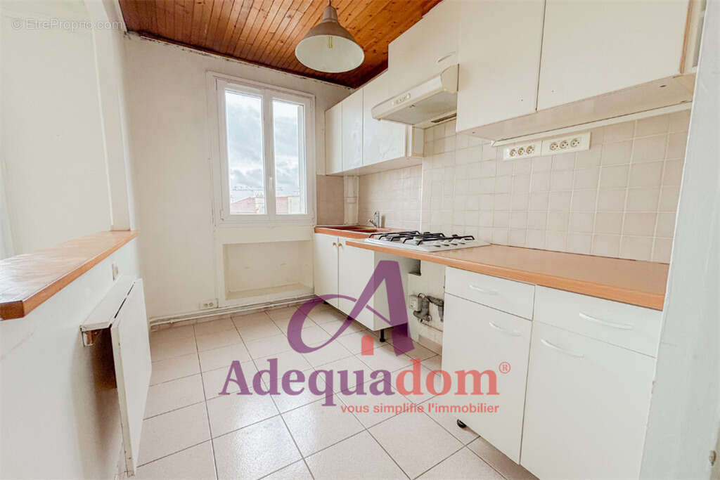 Appartement 2 pièces à rénover - photo 3