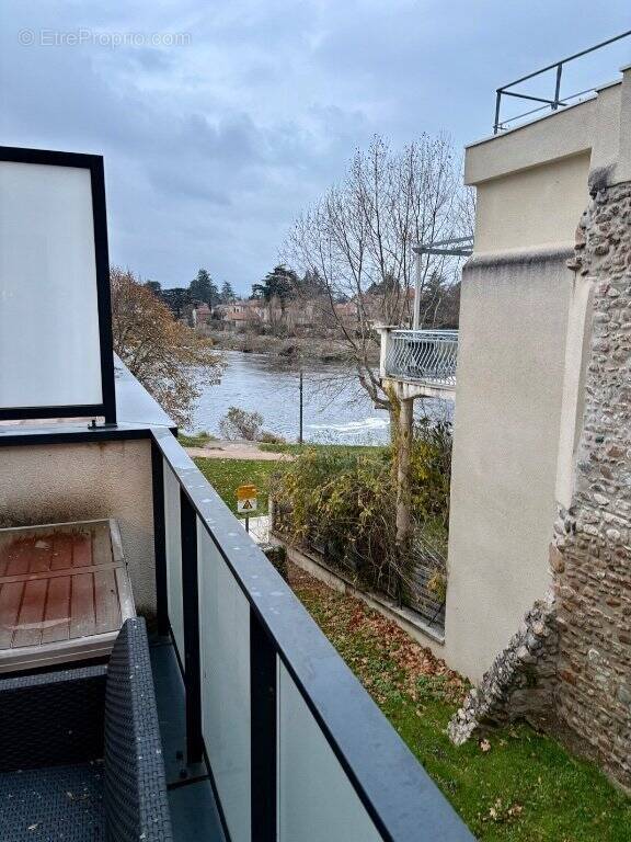 Appartement à SAINT-JUST-SAINT-RAMBERT