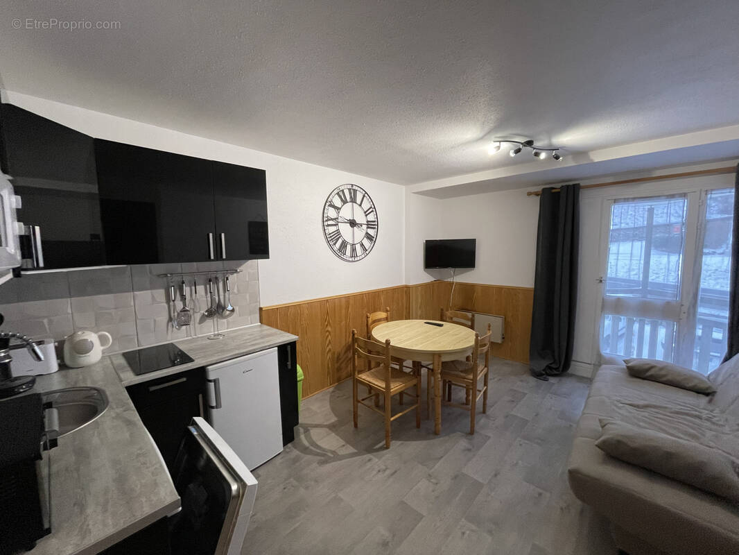 Appartement à LAVEISSIERE