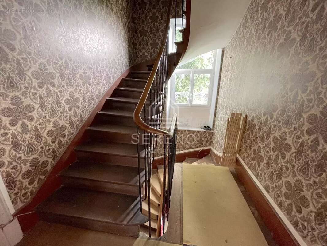 Maison à MORET-SUR-LOING