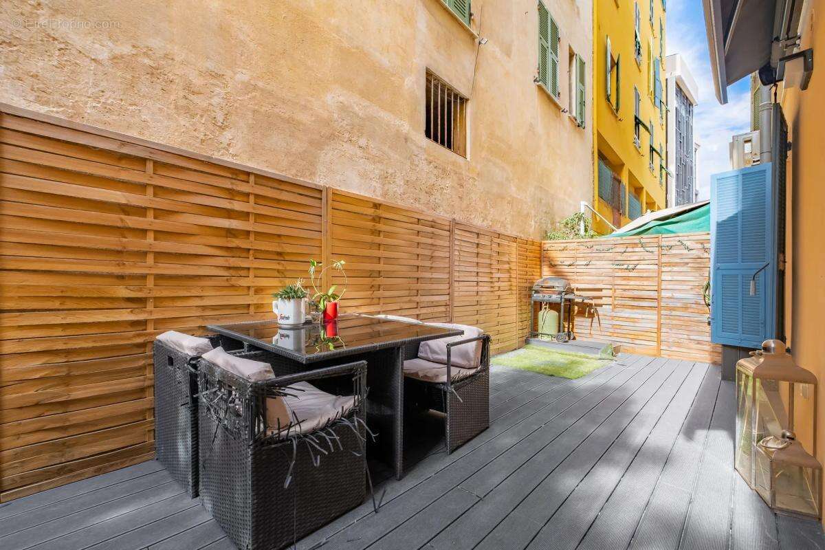 Appartement à BEAUSOLEIL