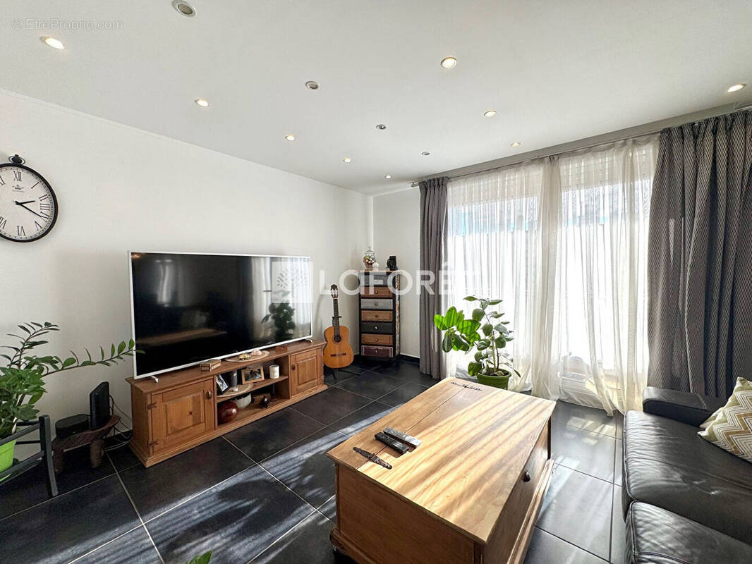 Appartement à MARSEILLE-9E