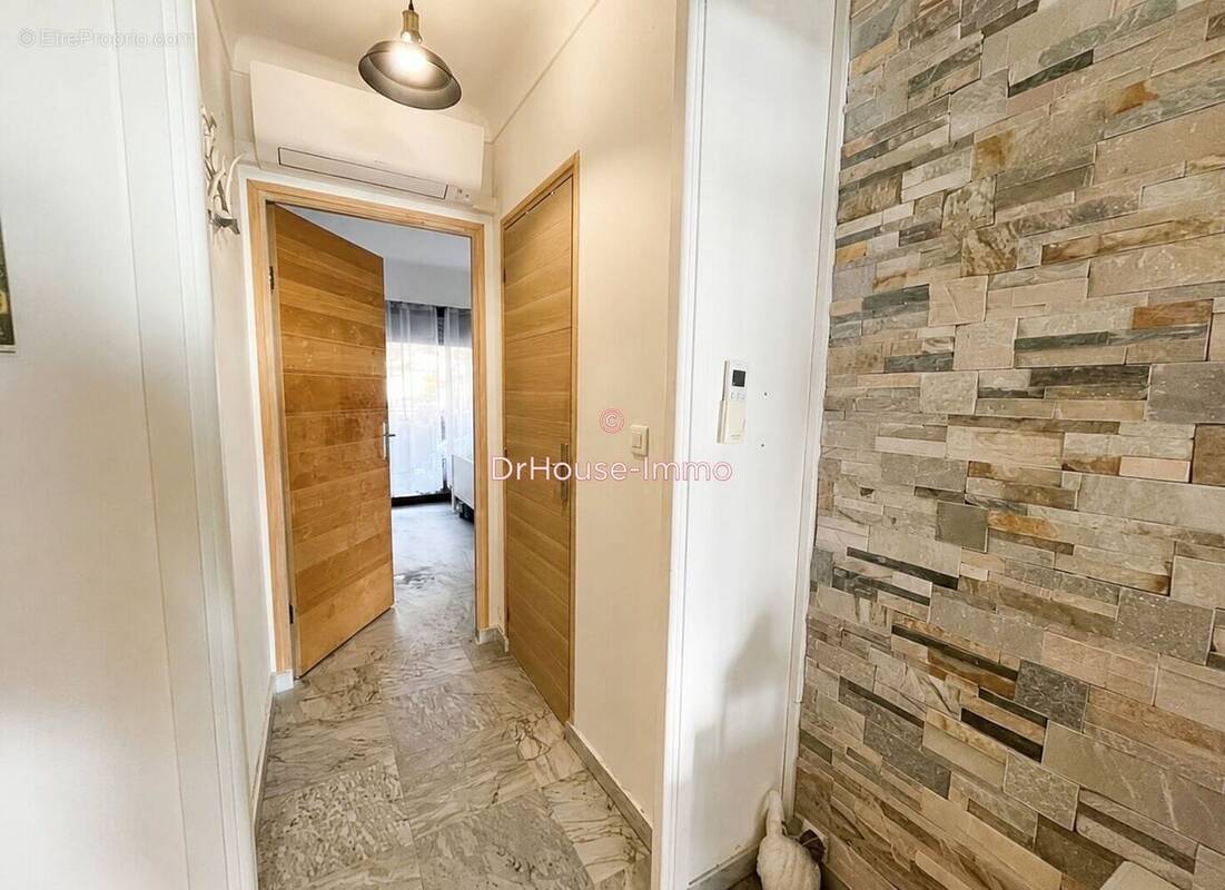 Appartement à ROQUEBRUNE-CAP-MARTIN