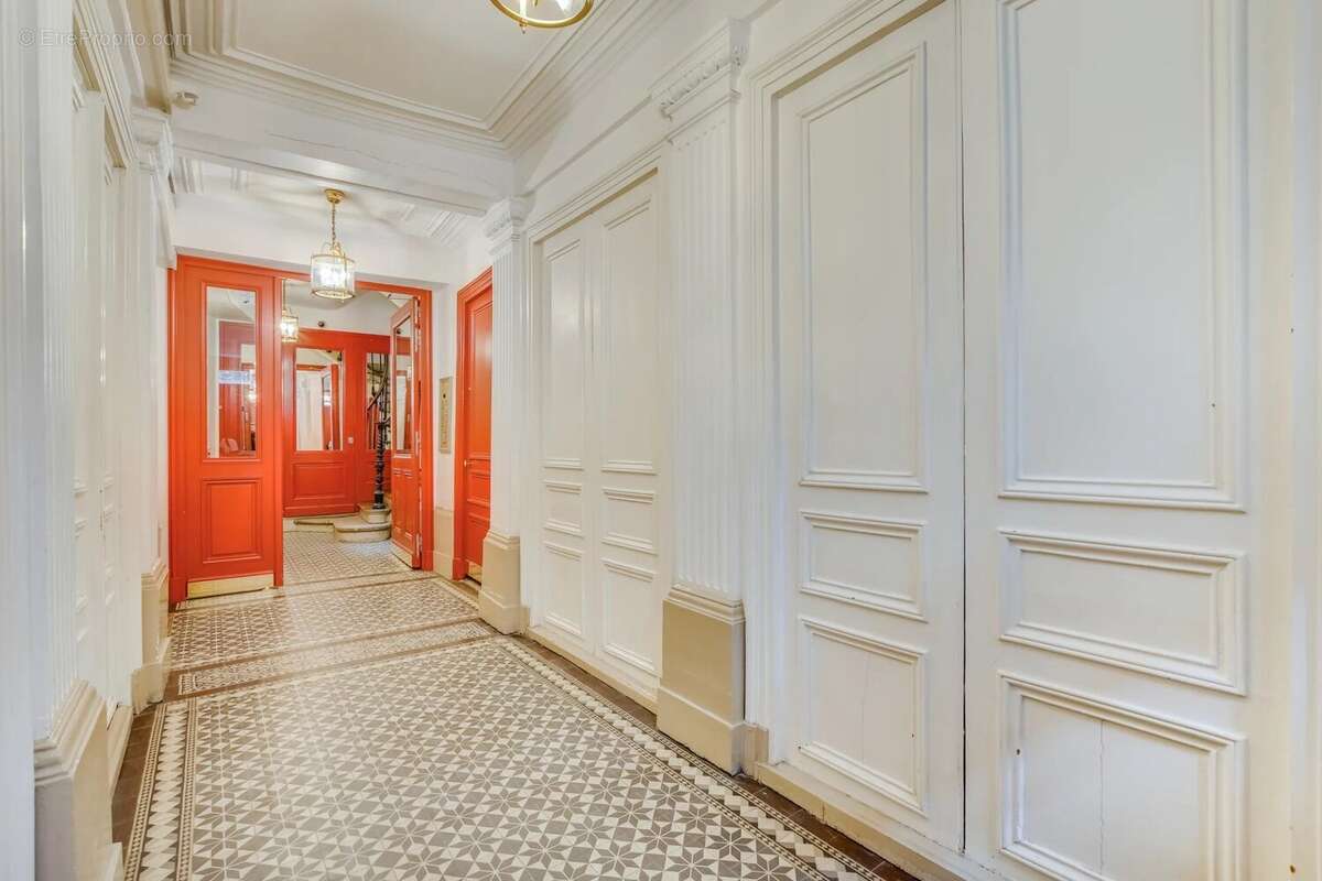 Superbe appartement de 102m2, ARCHIVES RAMBUTEAU - photo 9