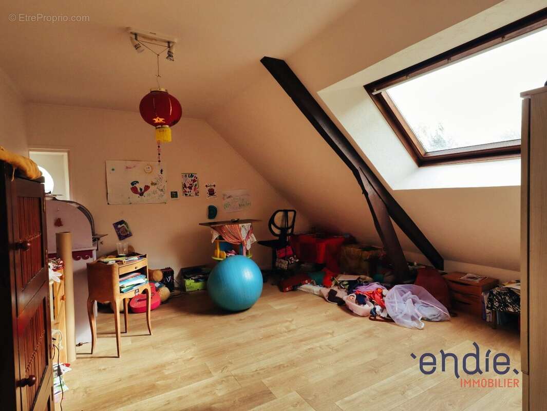 Maison familiale avec jardin et dépendances  Proche Melrand - photo 10