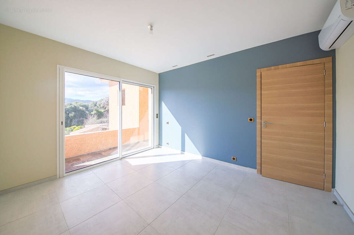 Appartement à SAINT-FLORENT