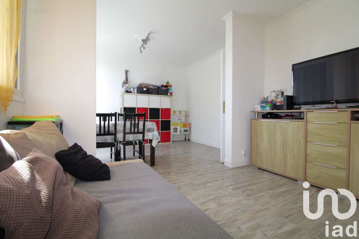 Photo 2 - Appartement à NEUILLY-SUR-MARNE