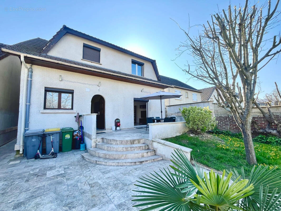 Maison à MITRY-MORY