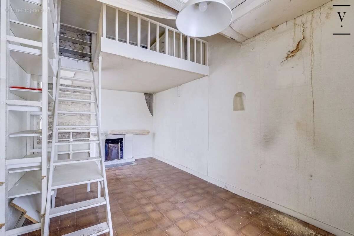 Appartement à PARIS-4E