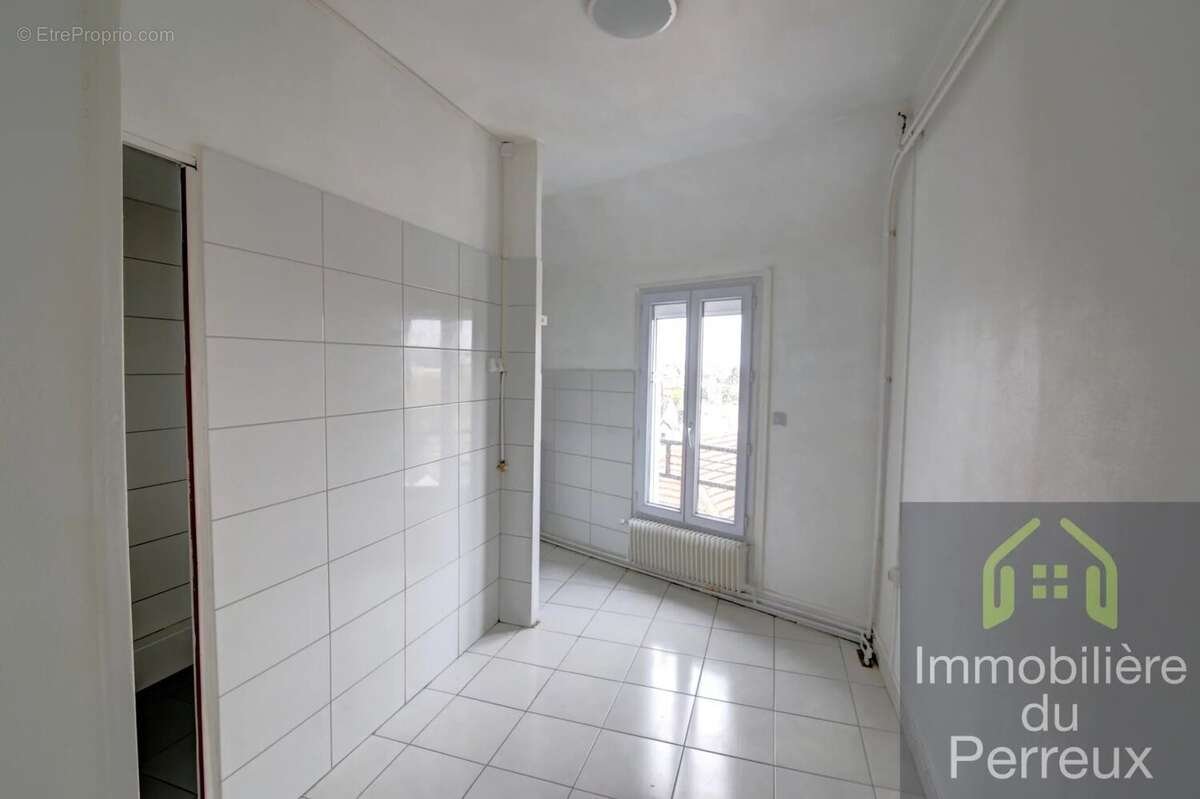 Appartement à LE PERREUX-SUR-MARNE