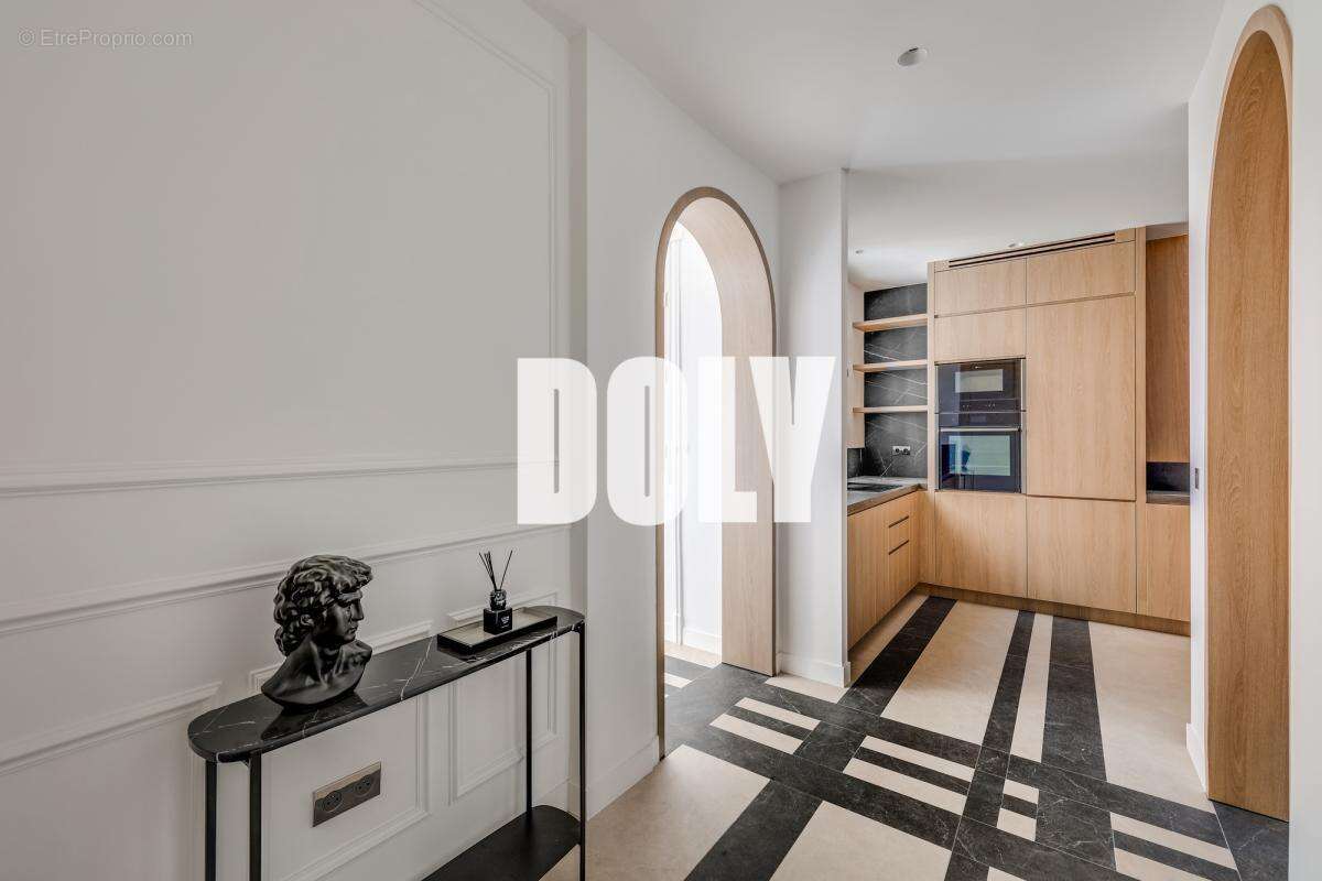 Appartement à PARIS-2E