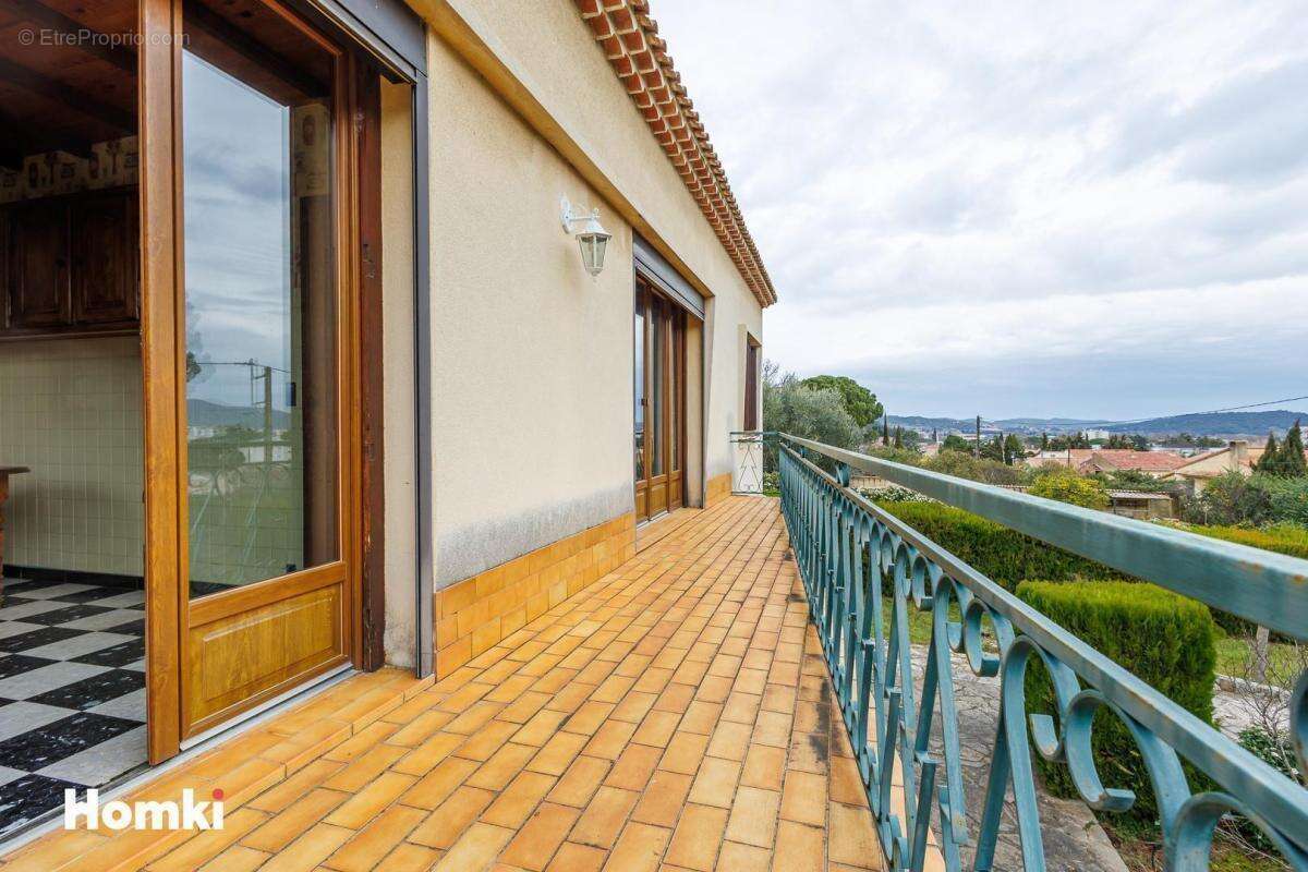 Maison à BAGNOLS-SUR-CEZE