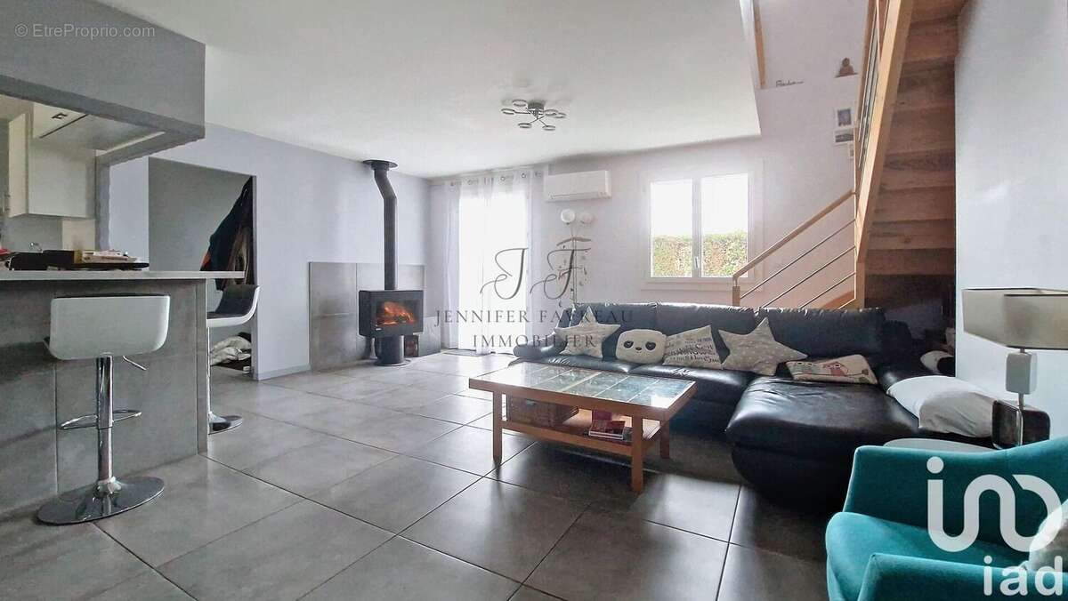 Photo 2 - Maison à BASSENS
