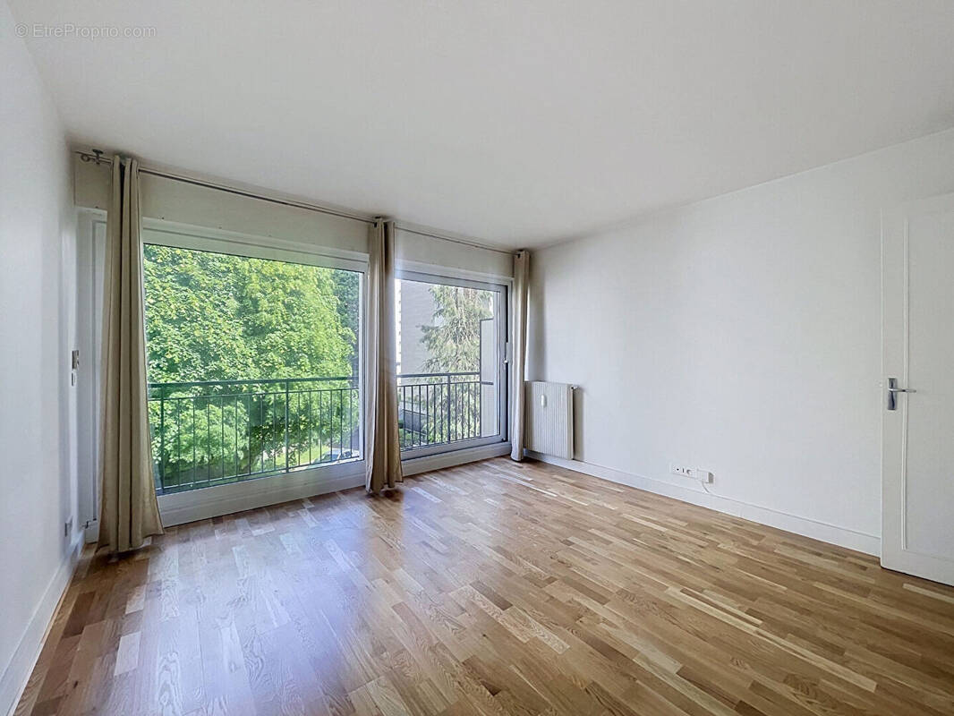 Appartement à CHATILLON
