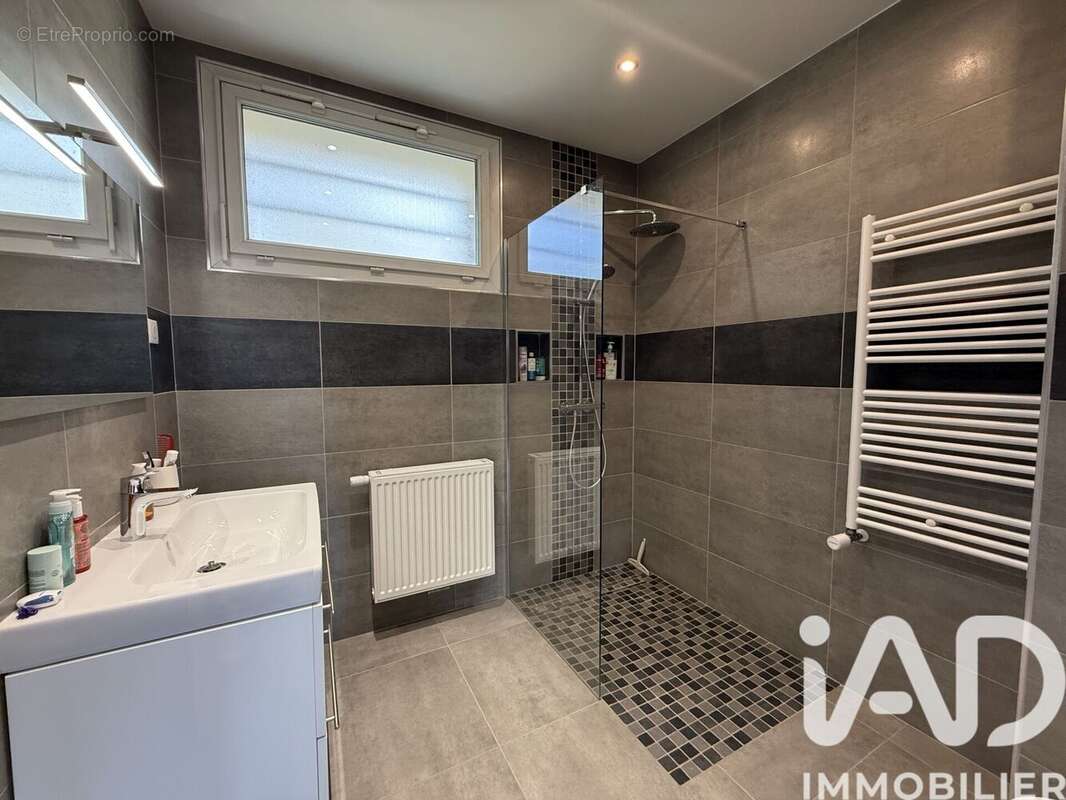 Photo 9 - Maison à LE MEE-SUR-SEINE