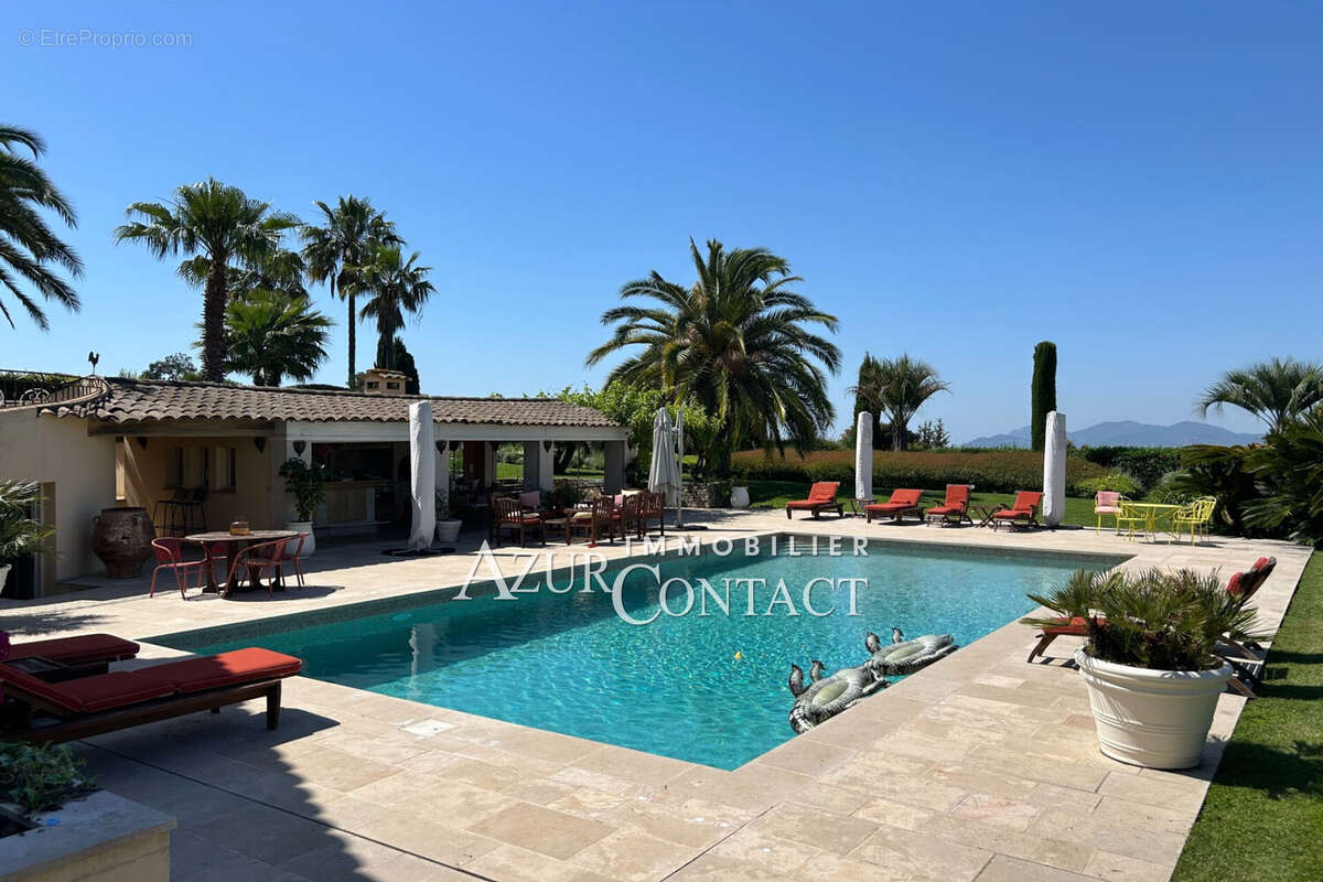 Maison à MOUGINS