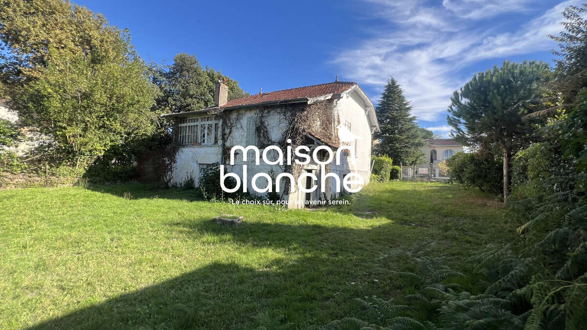 Maison à PESSAC